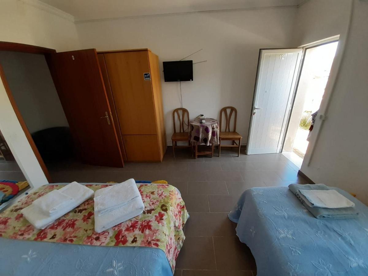 Alojamento Rita Mértola Exterior photo